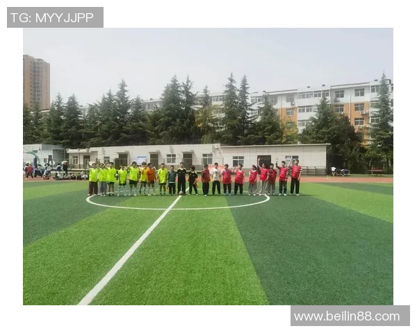 足球的靓仔如何在绿茵场上展现风采与魅力的故事